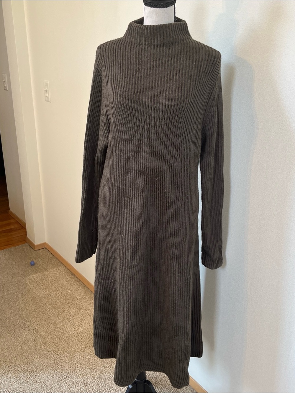 Filson Dress Women’s Medium Ribbed Brown Maxi Long Sleeve 100% Wool Peru Suit